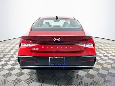 2026 Hyundai Elantra SE