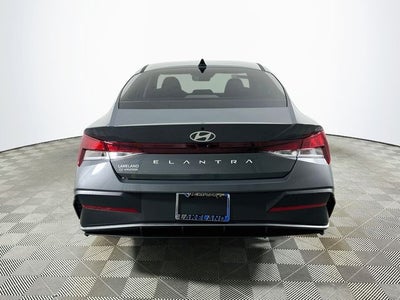 2026 Hyundai Elantra SE