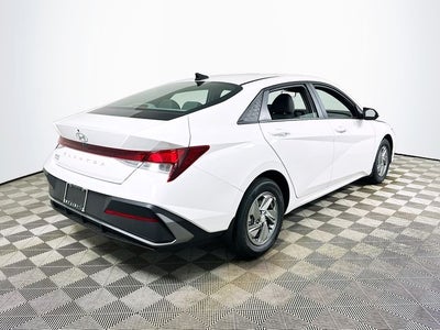 2026 Hyundai Elantra SE