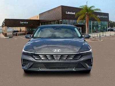2026 Hyundai Elantra SE