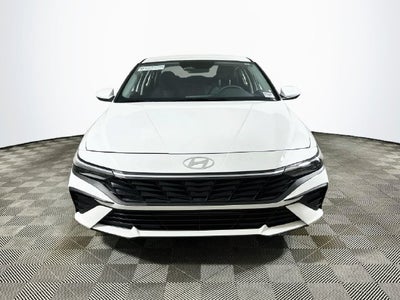 2026 Hyundai Elantra SE