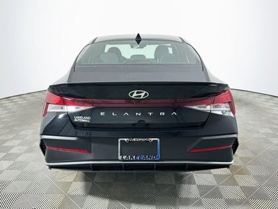 2026 Hyundai Elantra SEL Sport