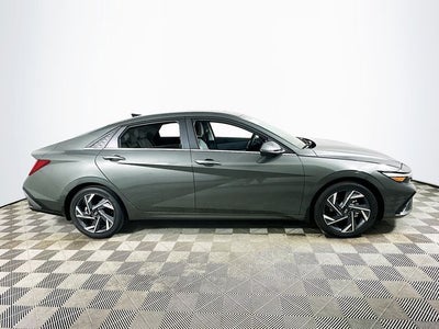 2026 Hyundai Elantra Hybrid Limited