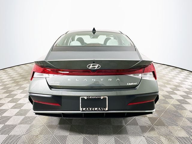 2025 Hyundai Elantra Limited