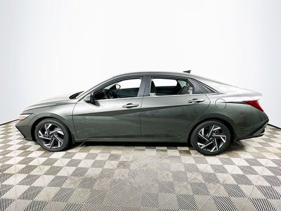 2025 Hyundai Elantra Limited