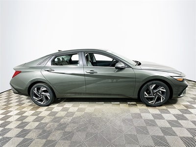 2025 Hyundai Elantra Limited