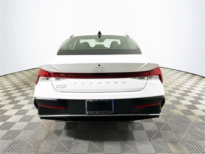 2025 Hyundai Elantra SEL Convenience