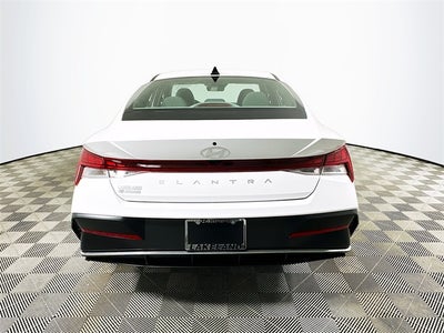 2025 Hyundai Elantra SEL Convenience