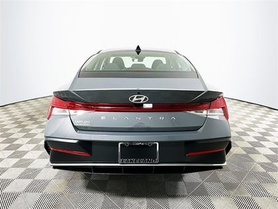 2025 Hyundai Elantra SEL Convenience
