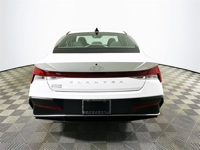 2025 Hyundai Elantra SEL Convenience