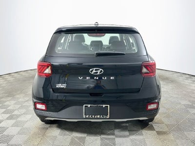 2026 Hyundai Venue SE