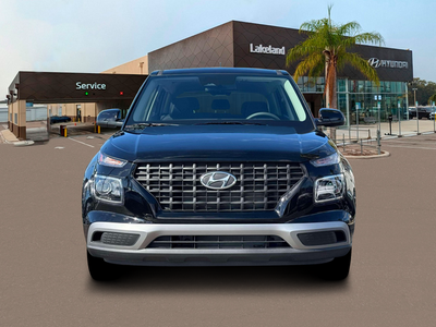 2026 Hyundai Venue SE