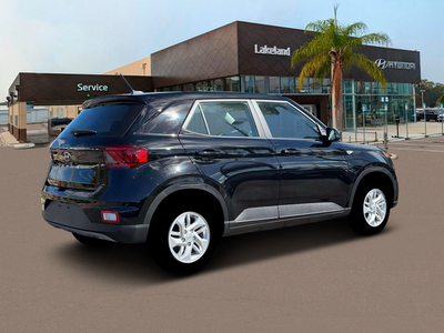 2026 Hyundai Venue SE