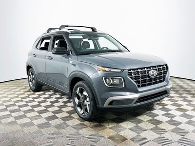 2026 Hyundai Venue SEL w/Two-Tone Roof