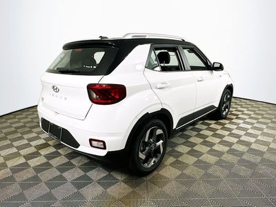2026 Hyundai Venue SEL w/Two-Tone Roof