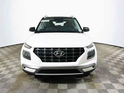 2026 Hyundai Venue SEL w/Two-Tone Roof