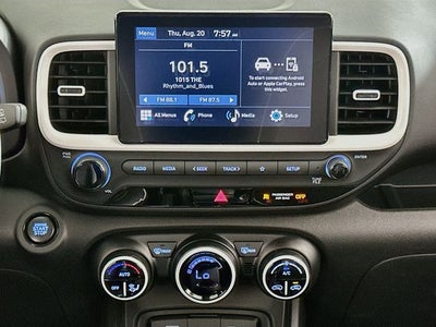 2026 Hyundai Venue SEL w/Two-Tone Roof