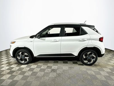 2026 Hyundai Venue SEL w/Two-Tone Roof