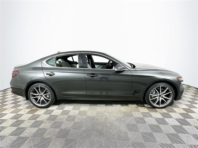 2025 Genesis G70 2.5T