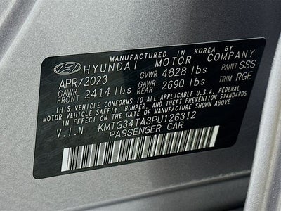 2023 Genesis G70 2.0T Sport Prestige