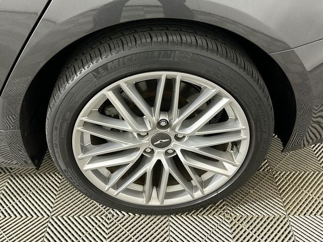 2021 Genesis G70 2.0T