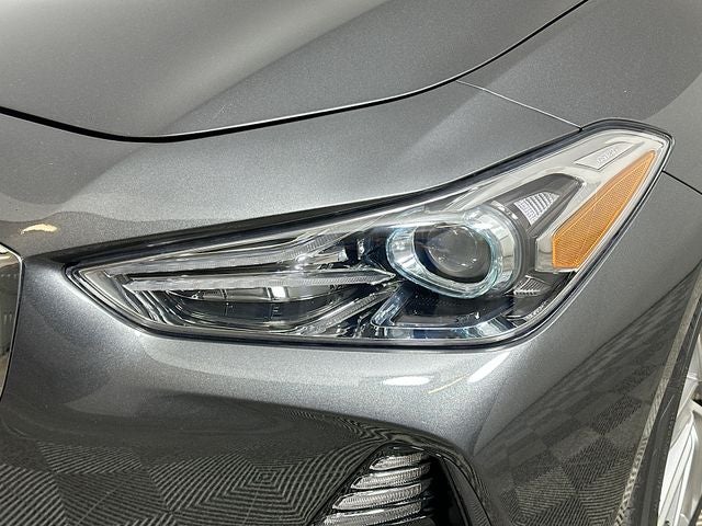 2021 Genesis G70 2.0T