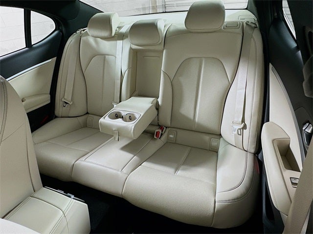 2026 Genesis G70 2.5T