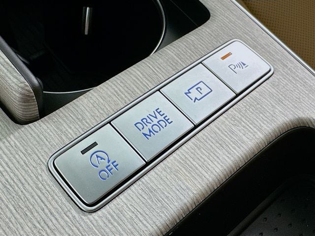 2025 Genesis G80 2.5T