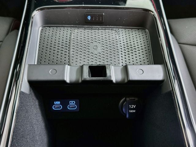 2027 Genesis GV70 2.5T