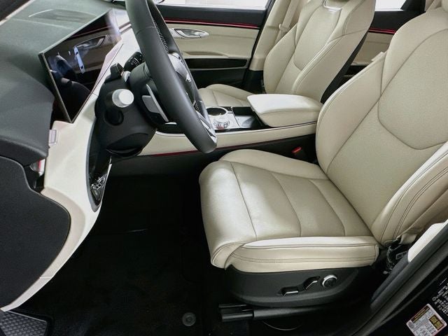 2027 Genesis GV70 2.5T