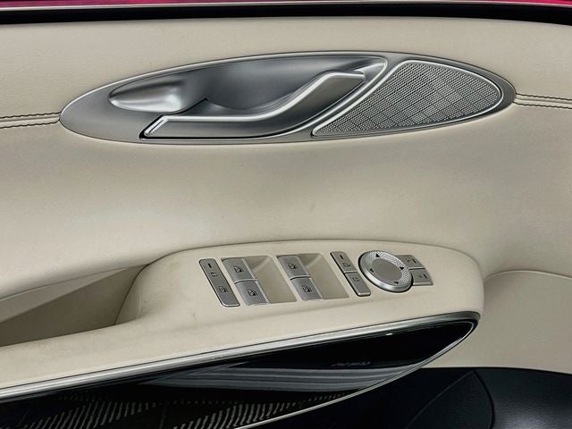 2027 Genesis GV70 2.5T