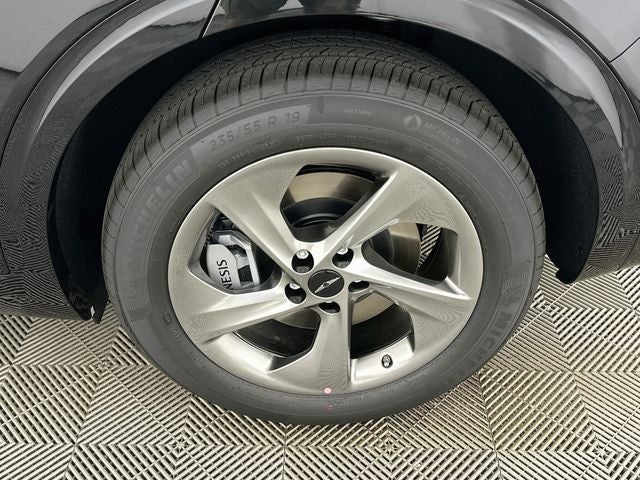 2027 Genesis GV70 2.5T