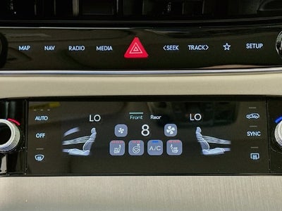 2027 Genesis GV70 2.5T Select
