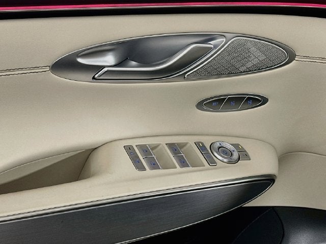2027 Genesis GV70 2.5T Select