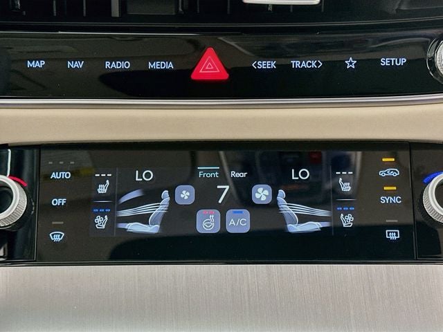 2027 Genesis GV70 2.5T Advanced