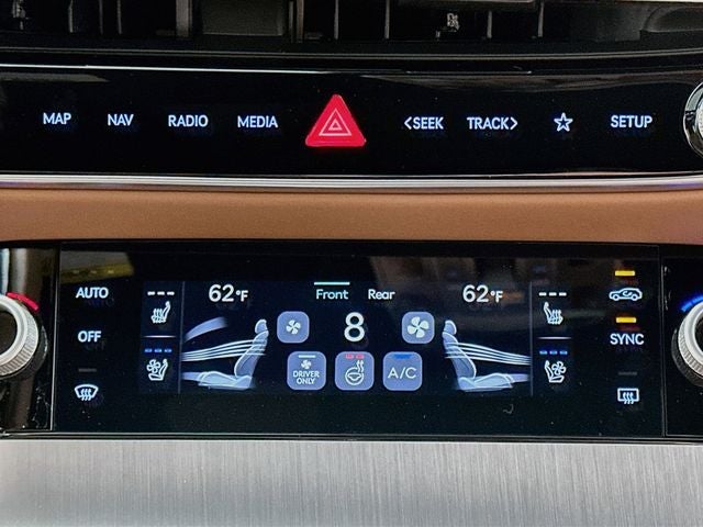 2027 Genesis Electrified GV70 Base