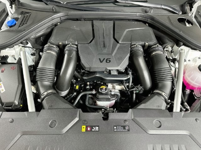 2027 Genesis GV70 Base