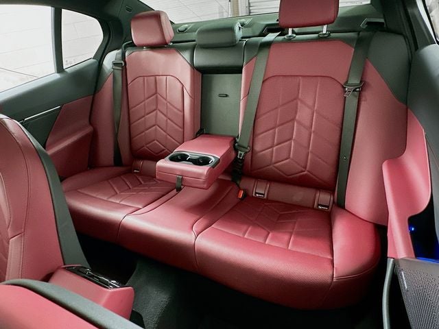 2025 BMW 5 Series 530i