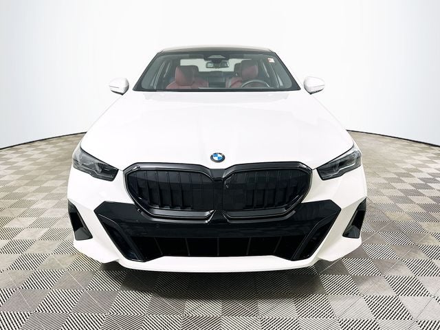 2025 BMW 5 Series 530i