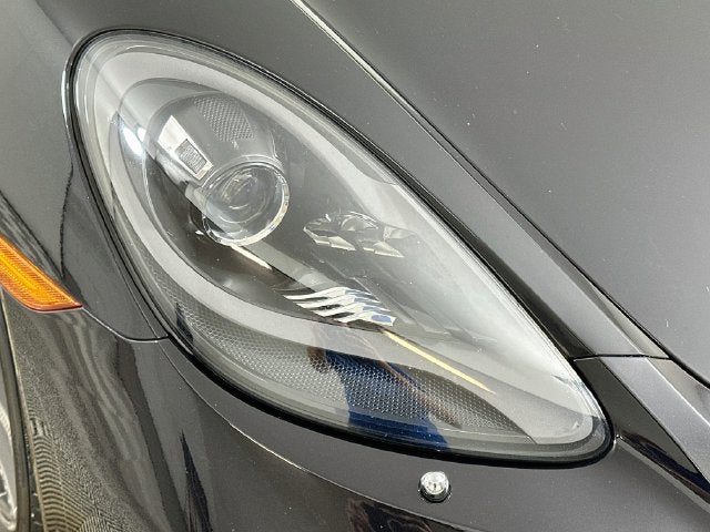 2018 Porsche 718 Cayman Base