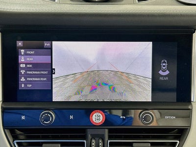 2023 Porsche Macan Base