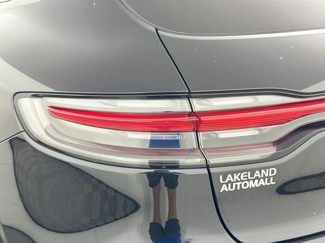 2023 Porsche Macan Base