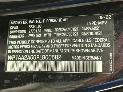2023 Porsche Macan Base