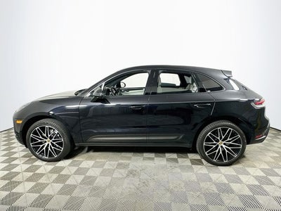 2023 Porsche Macan Base