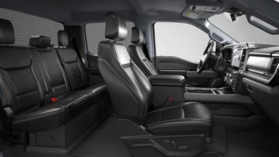 2026 Ford Chassis Cab F-450® LARIAT®