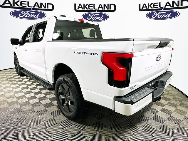 2025 Ford F-150 Lightning Flash