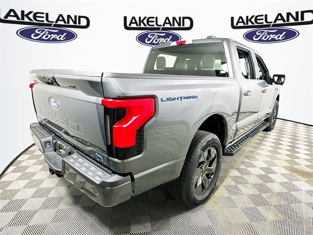 2025 Ford F-150 Lightning Flash